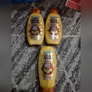 Garnier Whole Blends Honey Treasures Repairing Shampoo(2) & Conditioner(1)